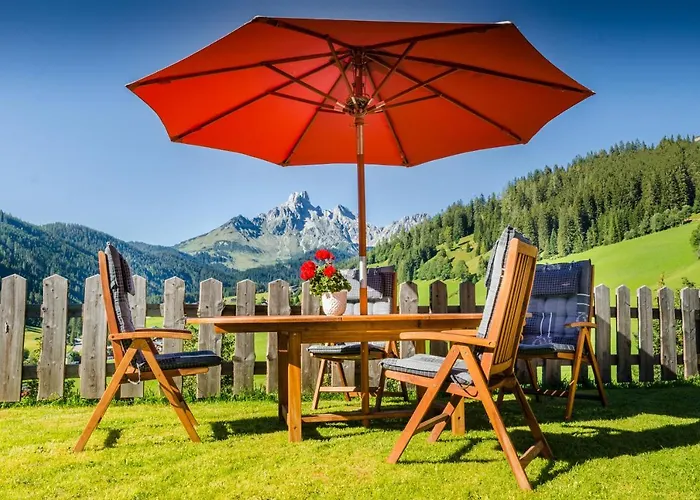 Haus Tannenheim アパート *