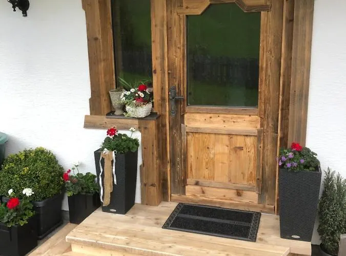 Haus Tannenheim 아파트 *